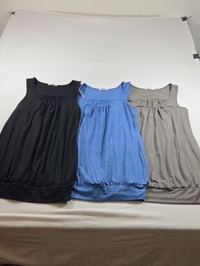 Beyove 3 Classic Scoop-Neck Tank Top Banded Hem Black Blue Gray